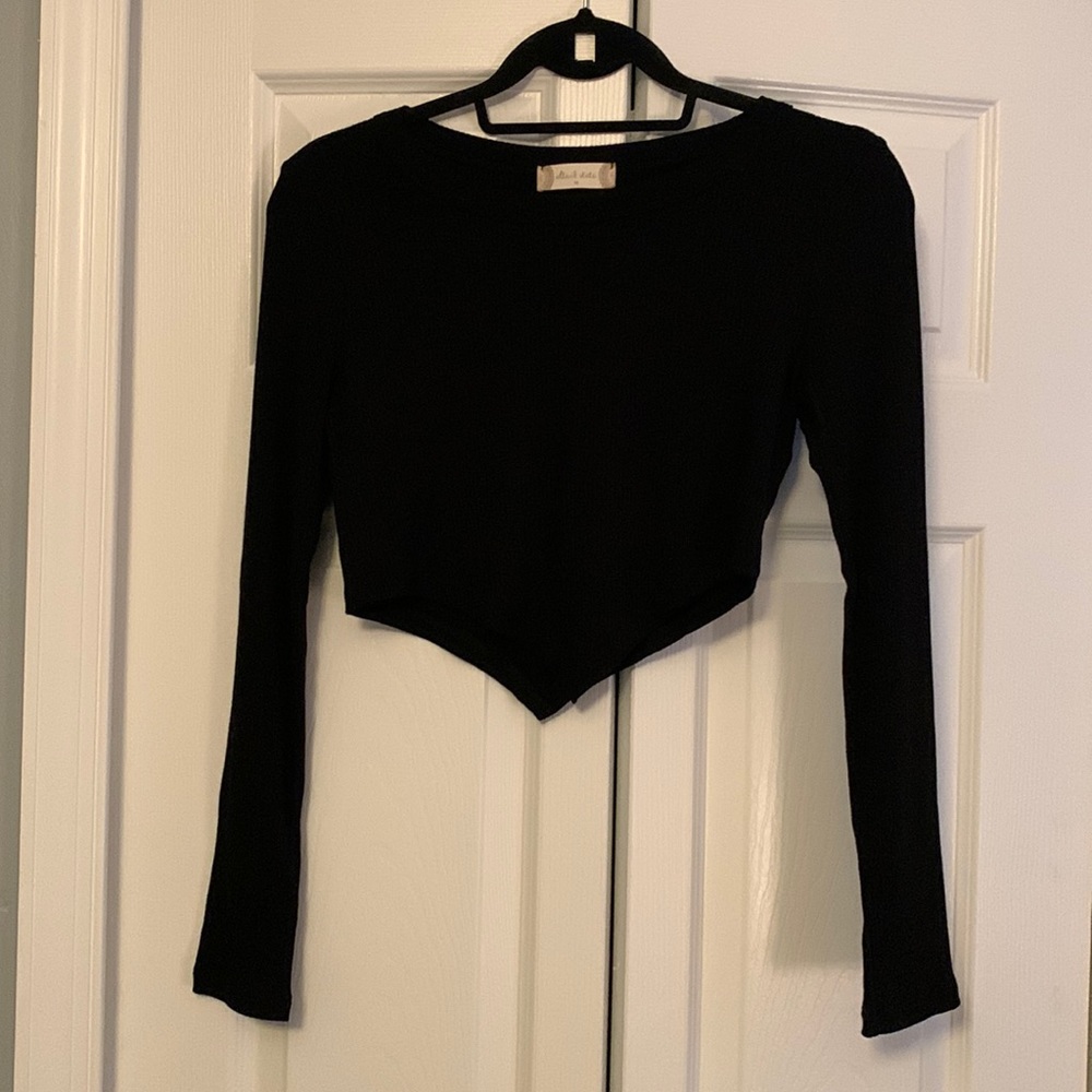 Black cropped long sleeve